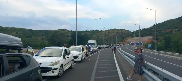 Нормализиран сообраќајот на Плетвар по тешката сообраќајна несреќа во која животот го загуби едно лице