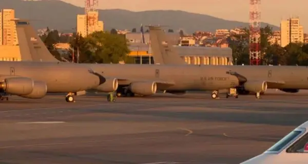 Започна заминувањето на американските воени авиони од аердромот во Софија