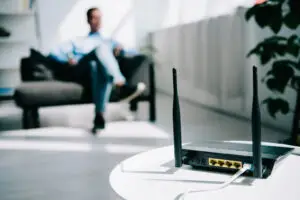 Дали вашиот Wi-Fi во станот или куќата е ужасен? Еве како бесплатно да го засилите сигналот