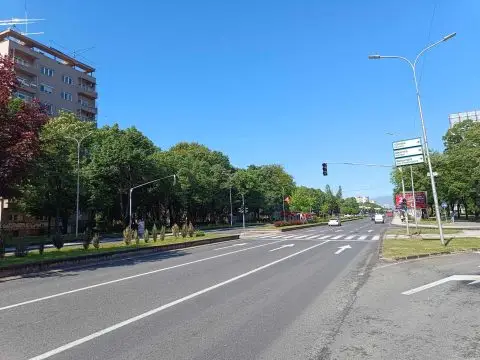 Топлото време продолжува, температури до 39 Целзиусови степени