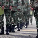 Србија го враќа воениот рок