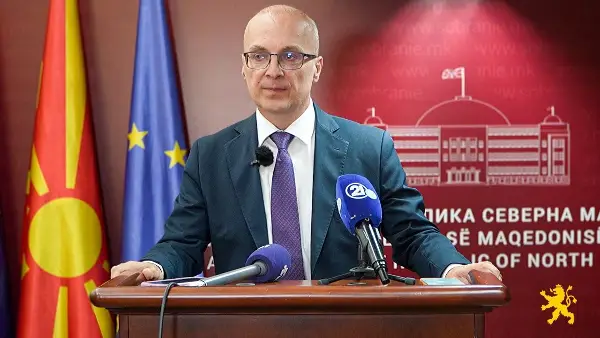 ФИЛИПЧЕ СИ СПРЕМА АЛИБИ ЗА ПОРАЗ ИЛИ ЗА БОЈКОТ НА ИЗБОРИТЕ Со блокадата на Изборниот законик ѝ прави штета на државата