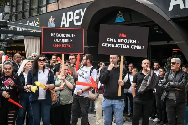 „Сакам да работам“ ја повикува претседателката Силјановска да не го потпише указот за Законот за игри на среќа
