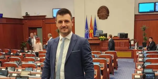 Пратеникот Пеце Милевски - измени во Законот за безбедност во сообраќајот на патиштата