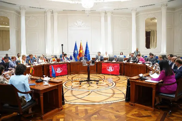Мицкоски на работен брифинг со амбасадорите на земјите членки на ЕУ