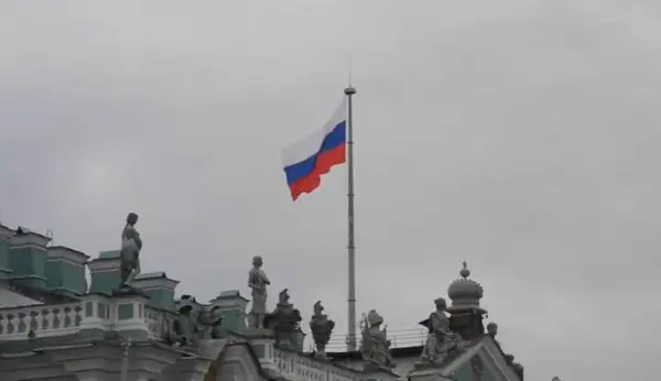 Руската амбасада во Шведска нападната со дрон