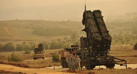 Зеленски се залага ракетите за системот „Патриот“ да се произведуваат во Украина
