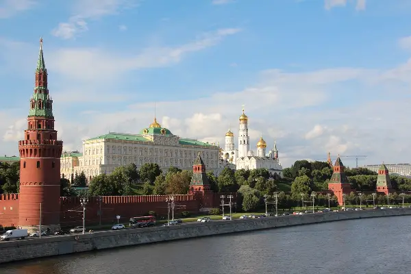 Руско МНР: Москва е подготвена да ги продолжи преговорите со Киев