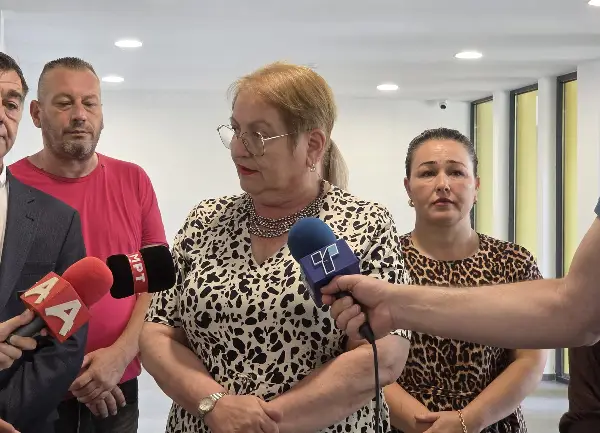 БЕЗ АНГАЖМАН НА РОДИТЕЛИТЕ НЕМА СПРАВУВАЊЕ СО ВРСНИЧКОТО НАСИЛСТВО Според Јаневска во многу семејства недостасува посветеност кон децата