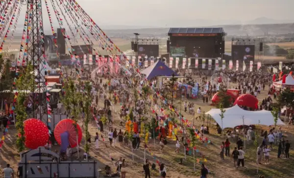 Sunny Hill Festival 2026 ја објави програмата: Приштина се подготвува за три дена светска музика и посетители од целиот регион!