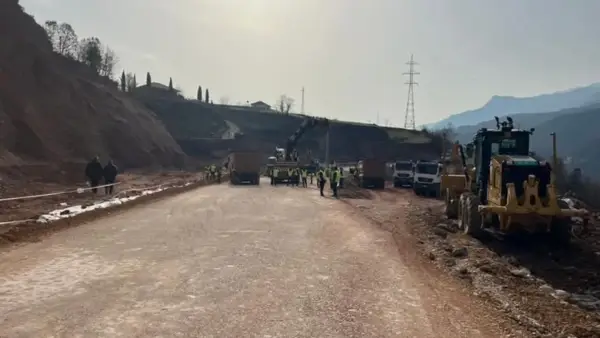 Млада Колумбијка приведена пред да ја напушти Македонија, ова е причината