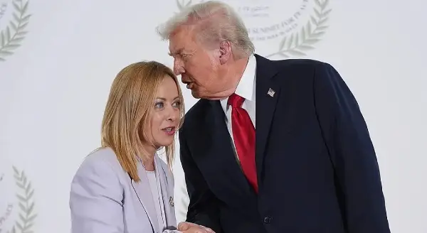 „Потребна е забрана за приближување“ — Трамп повторно го разгоре конфликтот со Мелони