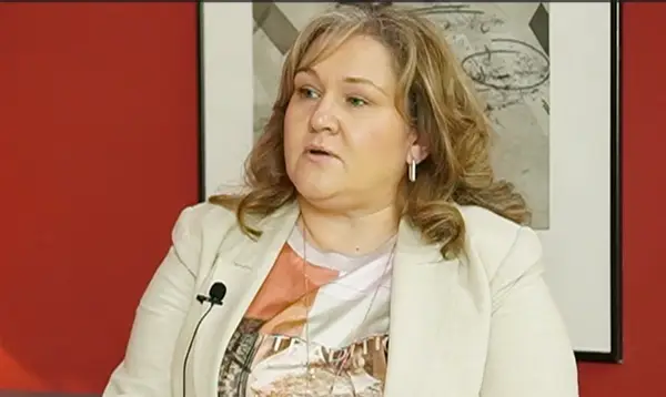 Цаци стана да ја види партија: Славјанка го потсети Венко на сработеното, бадијала предложила и ветинг на пратениците и раководството