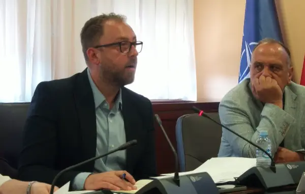 Љутков: Недоследната примена на Законот за македонскиот јазик е последица на долгогодишно неодговорно управување