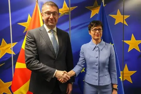 Утре средба Мицкоски – Кос: Во фокус европската интеграција и реформите
