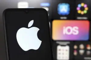Apple подготвува револуција: iOS 27 доаѓа со драстично подобрен Siri и нови функции