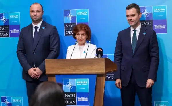 Сиљановска Давкова: Кредибилен партнер сме на НАТО, да се надмине лавиринтот на патот кон ЕУ