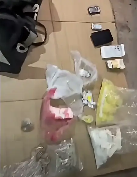 Полицијата влезе во напуштен подрум во Аеродром, откриена голема количина дрога