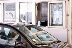 Тројца функционери на Вреди задржани на граничен премин со Албанија