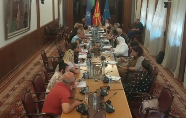 Пакетот закони за високо образование прифатени од матичната собраниска комисија, одат на натамошно читање