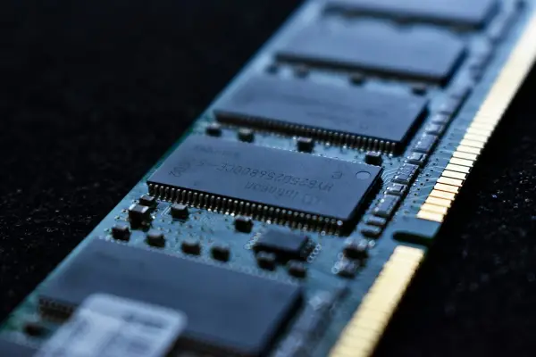 Apple тестира RAM меморија од кинеските компании CXMT и YMTC