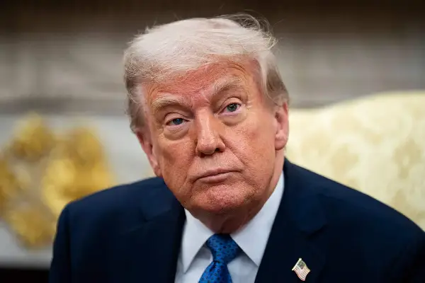 Трамп издаде наредба Иран да биде срамнет со земја, доколку му биде извршен атентат