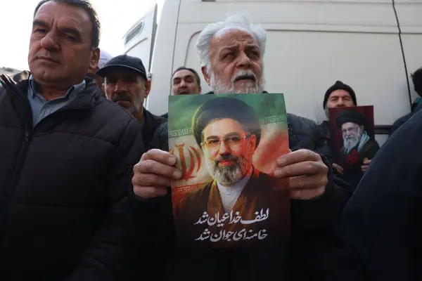 Новиот ирански врховен лидер Хамнеи: Крвта на мачениците мора да биде одмаздена