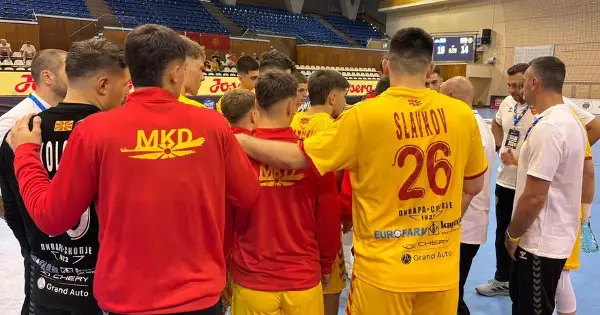 Ракометните младинци поразени и од Данска на ЕП