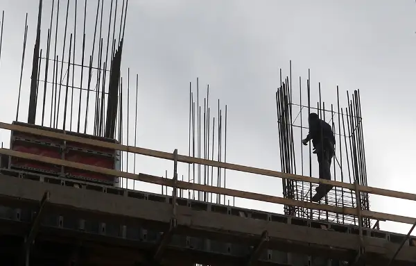 Загина работник при пад од објект во изградба во Гази Баба