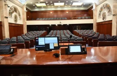Собранието ќе избира нови членови на Владата