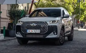 ТЕСТ: Chery Tiggo 7 PRO 1.5T PHEV 2WD – Голем, ефикасен и комфорен!