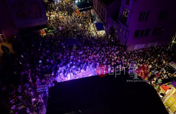(ФОТО) Кичево пееше со „Леб и Сол“, фестивалот заврши со незаборавен музички спектакл, градоначалникот најави поголеми забавни збиднувања до година