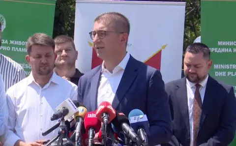 МИЦКОСКИ: Мојот став е јасен, оваа Влада има мандат до 2028-ма, но подготвени сме да одговориме веднаш ако бидеме предизвикани