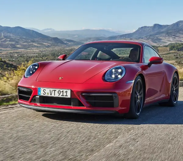 Додека сите се откажуваат од бензинците Porsche патентираше мотор каков што светот никогаш порано не го видел