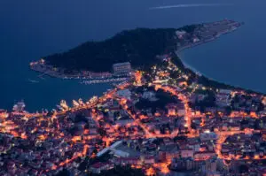 Прв град во Хрватска ја забрани ноќната продажба на алкохол, слична мерка најавуваат и други градови