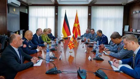Средба Мисајловски-Бројер: Воената соработка со Германија се темели на доверба, можност за нејзино унапредување