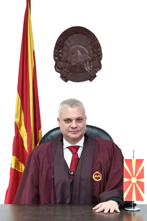 Уставниот судија Гоце Наумовски си поднесе оставка пет месеци по изборот