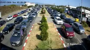 Заглавено на 4 часа на границата со Грција: Седум ленти преполни, нервоза колку сакаш