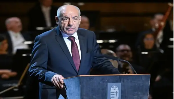 УНГАРИЈА ДОБИВА НОВ ПРЕТСЕДАТЕЛ Сујок го потпиша уставниот амандман со кој му завршува мандатот