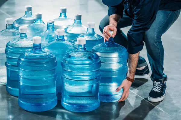 ВРЕДИ: Не останавме со скрстени раце, 50.000 литри бесплатна вода за Гостивар