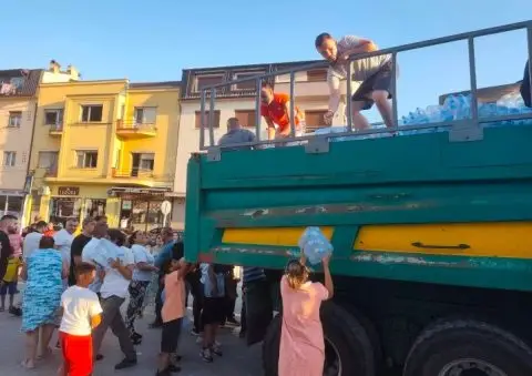 Се чекаат резултати од анализите на водата во Гостивар, над 350 прегледи во болницата за 24 часа