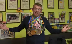 Перо Камиказа завршил во болница откако паднал од велосипед — добил потрес на мозокот