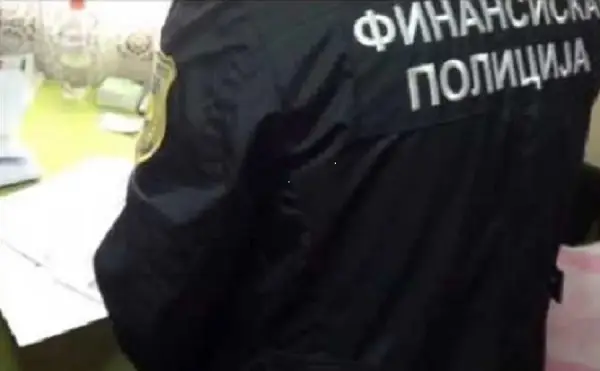 Вработен на Меѓународниот Универзитет Тетово украл над три милиони денари што ги уплаќале студентите
