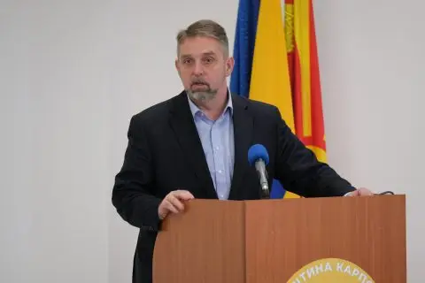 Лукровски: Околу 2.000 ученици ќе бидат опфатени со курсеви по пливање во базенот во општина Карпош