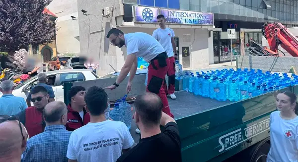 Цистерни со вода се распоредени во Гостивар