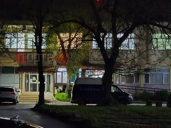 Работник на автопатот Кичево-Охрид од Индија, изгубил контрола врз товарното возило по што се превртел, бил итно пренесен во Општа болница