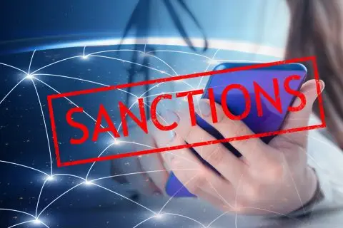 ЕУ воведе санкции против ирански судии и основачка на кибергрупа
