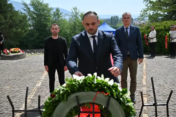 Ѓорѓиевски: Нека живее Скопје – градот на солидарноста, надежта и непокорот, нека е вечен споменот на жртвите