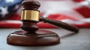 „Џонсон и Џонсон“ понуди да обесштети илјадници тужители кои тврдат дека детската пудра предизвикува рак на јајници