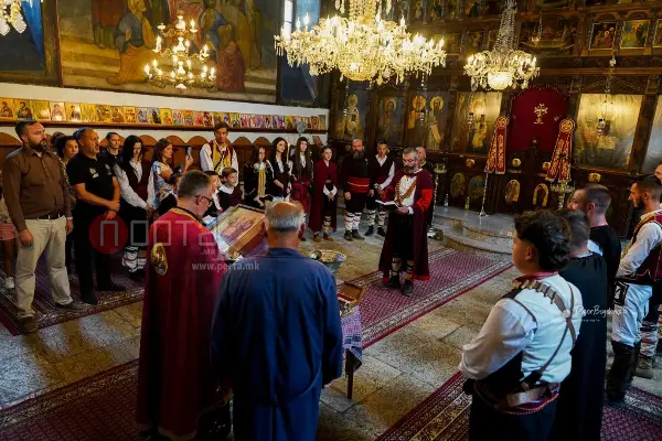(ФОТО) Кичевската коњаница пристигна во Кичево, вечерва продолжува за Козица